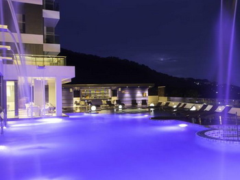 Thailand, Phuket, Eastin Yama Hotel Phuket